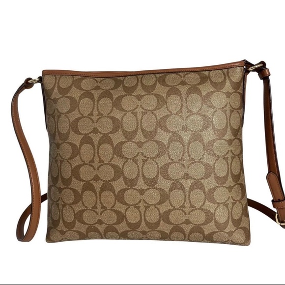 Authentic Coach shoulder bag! - Picture 5 of 7